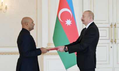 Prezident yeni səfiri qəbul etdi 