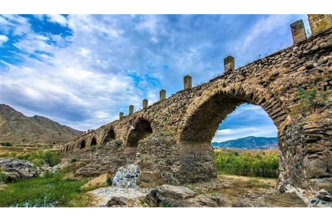Xudafərin körpüsünün işğaldan azad olunmasından 6 il ÖTÜR