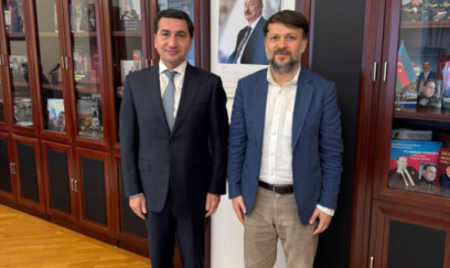 Hikmət Hacıyev Emin Millini qəbul edib 