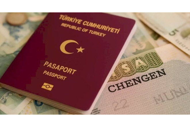 Politoloqdan təklif: Türkiyə ilə viza rejimi bərpa olunsun?
