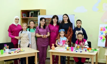 Leyla Əliyeva xüsusi qayğıya ehtiyacı olan uşaqlar üçün yaradılan mərkəzlərin fəaliyyəti ilə tanış olub 