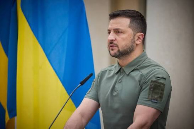 Ukrayna ilin sonuna qədər milyardlarla dollar kəsirlə üzləşəcək: Zelenski yardım gözləyir