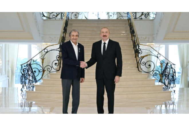 Prezident Xalq artisti barədə: “Həmişə görüşəndə xoş hisslər keçiririk”