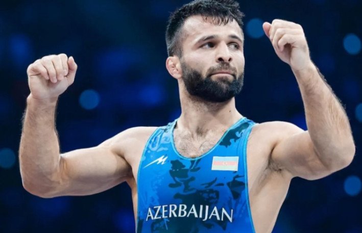 Eldəniz Əzizli beşqat dünya çempionu olub 