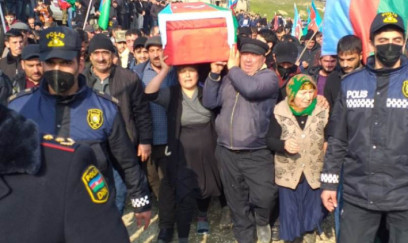 Şəhid anasının Vətən sevgisi dillər əzbəri oldu: “O biri balalarım da qurban olsun Vətənə!”