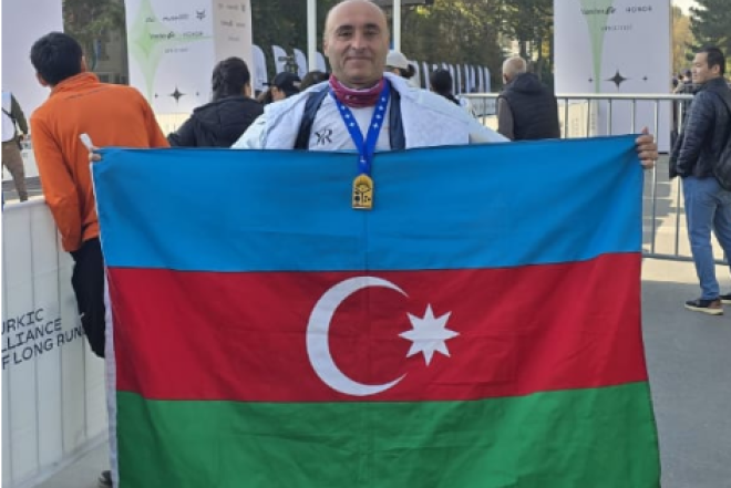 Elməddin Məmmədovdan beynəlxalq uğur: Beş şəhərdə 210 kilometr qaçış!