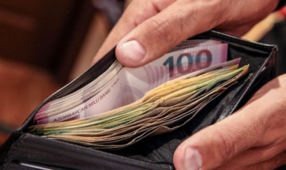 Gələn il maaşlarda artım olacaq? Deputatdan minimum əməkhaqqı ilə bağlı açıqlama