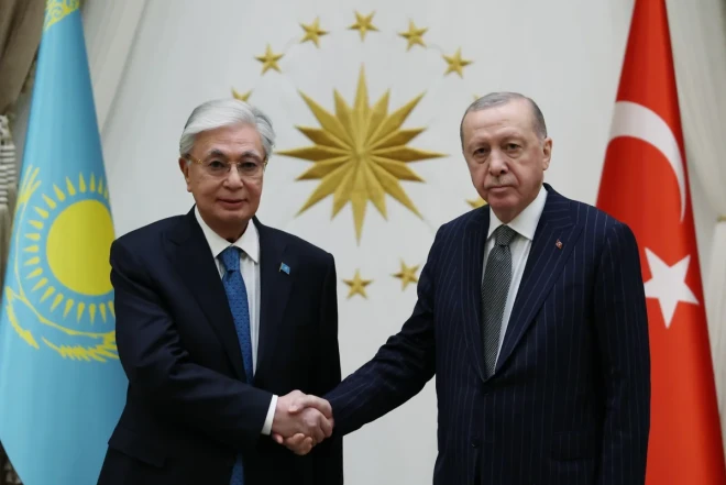 Ərdoğan Ankarada Tokayevlə görüşüb 