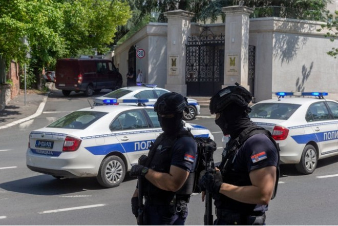 Belqradda İsrail səfirliyi önündə TERROR CƏHDİ