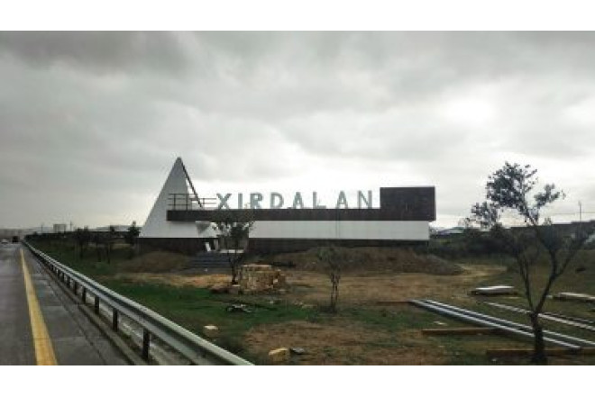 Xırdalanın girişində nə baş verir? Ağaclar kəsilir, torpaq qazılır, qurumlar susur