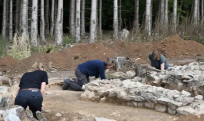 Almaniyada Roma imperiyasına aid 1800 illik hərbi məbəd aşkarlanıb 