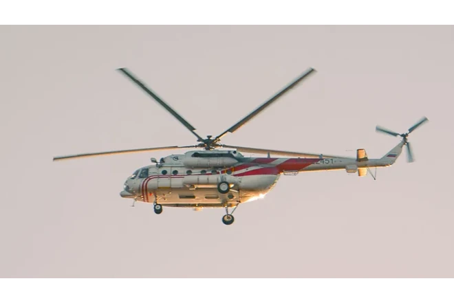 Hindistanda 6 nəfərin olduğu helikopter yoxa çıxıb