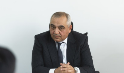Prezident  Mürvət Həsənlini təltif etdi 