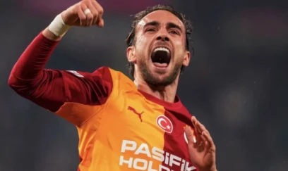 Super Liqa: Lider 3 xalı 4 qolla qazanıb 