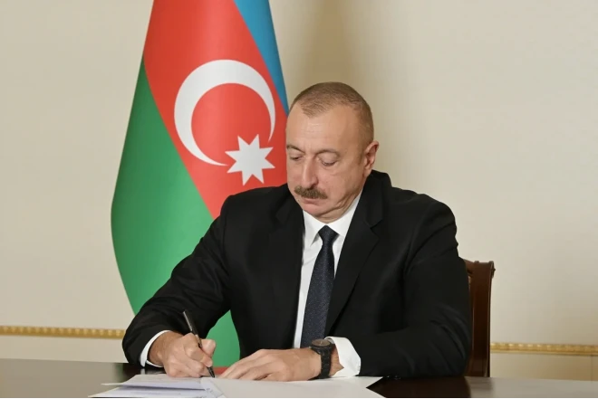 İlham Əliyev kənd təsərrüfatı işçilərini təltif edib - Siyahı