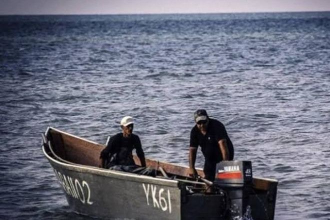 Hörmüz boğazındakı balıqçılara PUA hücumu olub