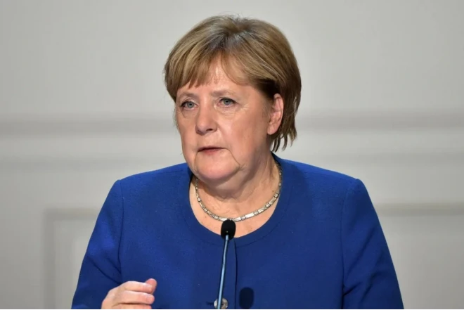 "Almaniyanın növbəti prezidenti qadın olmalıdır" - Angela Merkel