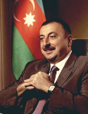 "Ulu Öndər Heydər Əliyevin həyatı və fəaliyyəti bir fədakarlıq nümunəsidir"-İlham Əliyev 